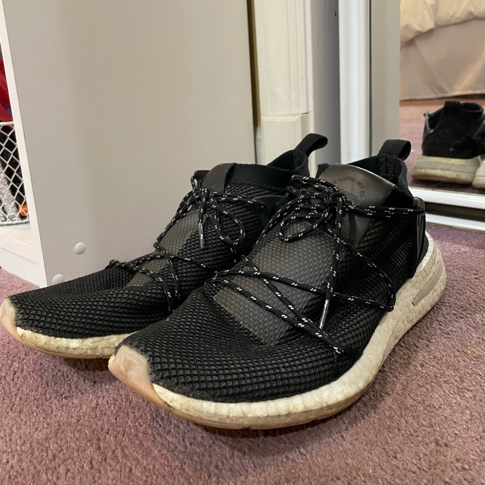 Adidas Sneakers